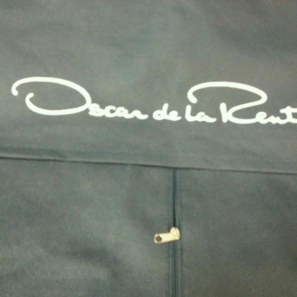 V-Day Gift Oscar De la Renta Red Cosmetics bag & garment bag travel storage 53